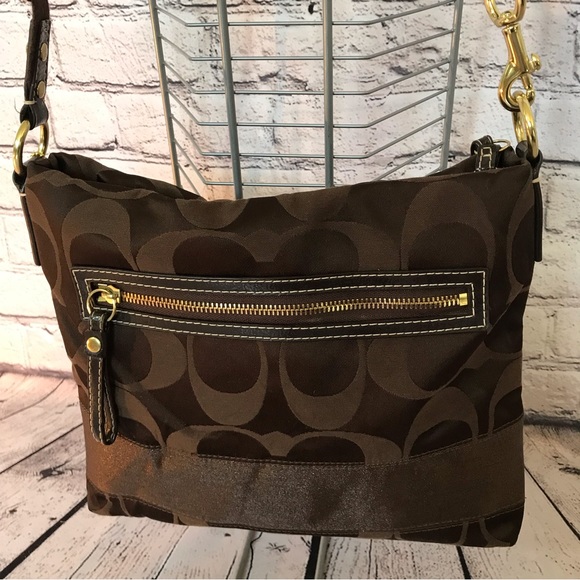 Coach Crossbody NWOT - Picture 5 of 13